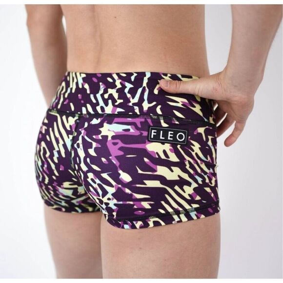 NWT Fleo Love Potion OG rewards shorts size small - Picture 1 of 5